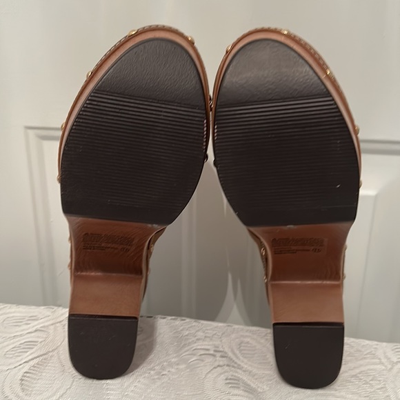 Atalina Moccasins 3 .5 “ Woman’s. - Picture 5 of 7